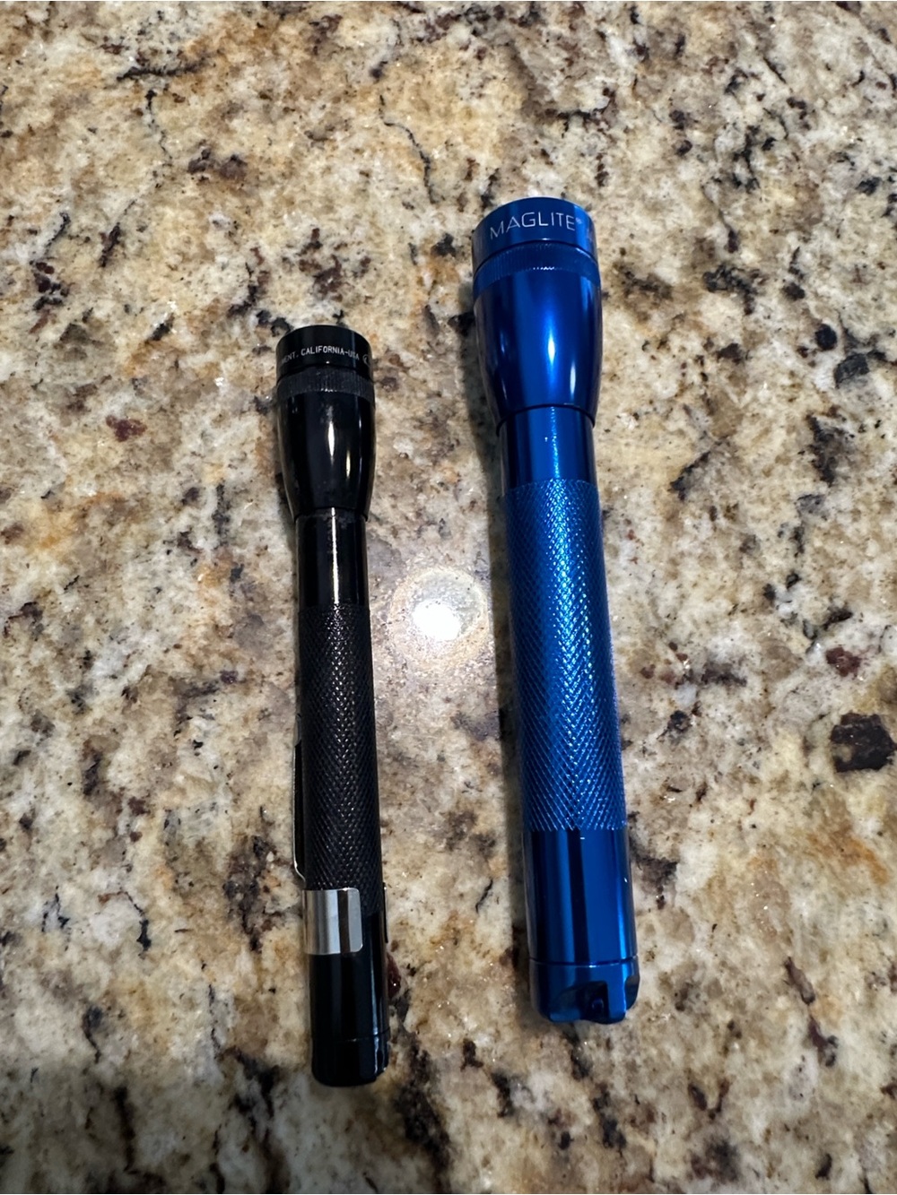 Blue Aluminum Flashlight — Durable LED Handlight